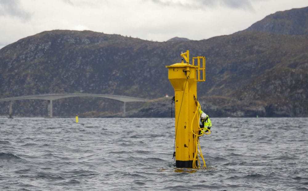 energiaolas44 Noruega aprovecha la energía de las olas del mar con una instalación de 250 kWh de potencia