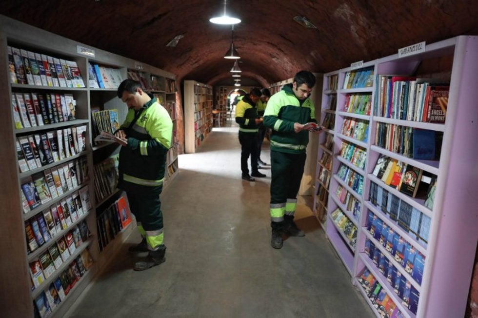 Recolectores-de-basura-abrieron-una-biblioteca-con-6000-libros-que-rescataron1 Recolectores de basura abrieron una biblioteca con 6000 libros que rescataron
